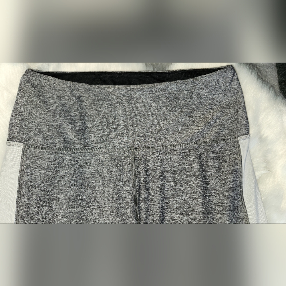 PINK ULTIMATE SPORTS LEGGINGS! - Picture 7 of 8